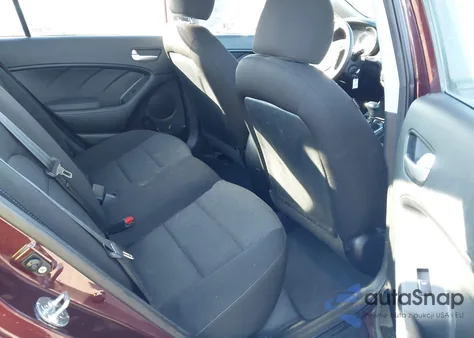 2018 Kia Forte Lx z USA, uszkodzony, nr VIN 3KPFK4A71JE282018